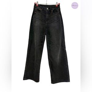 American Eagle Curvy Super High-Rise Baggy Straight